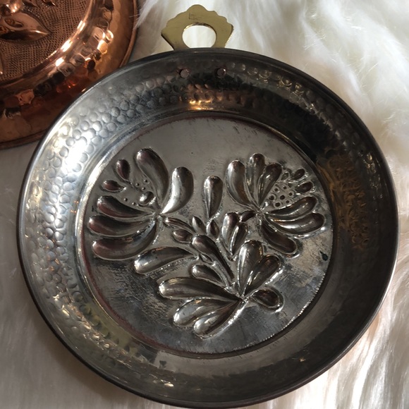 Vintage boho copper floral decor - Picture 4 of 4